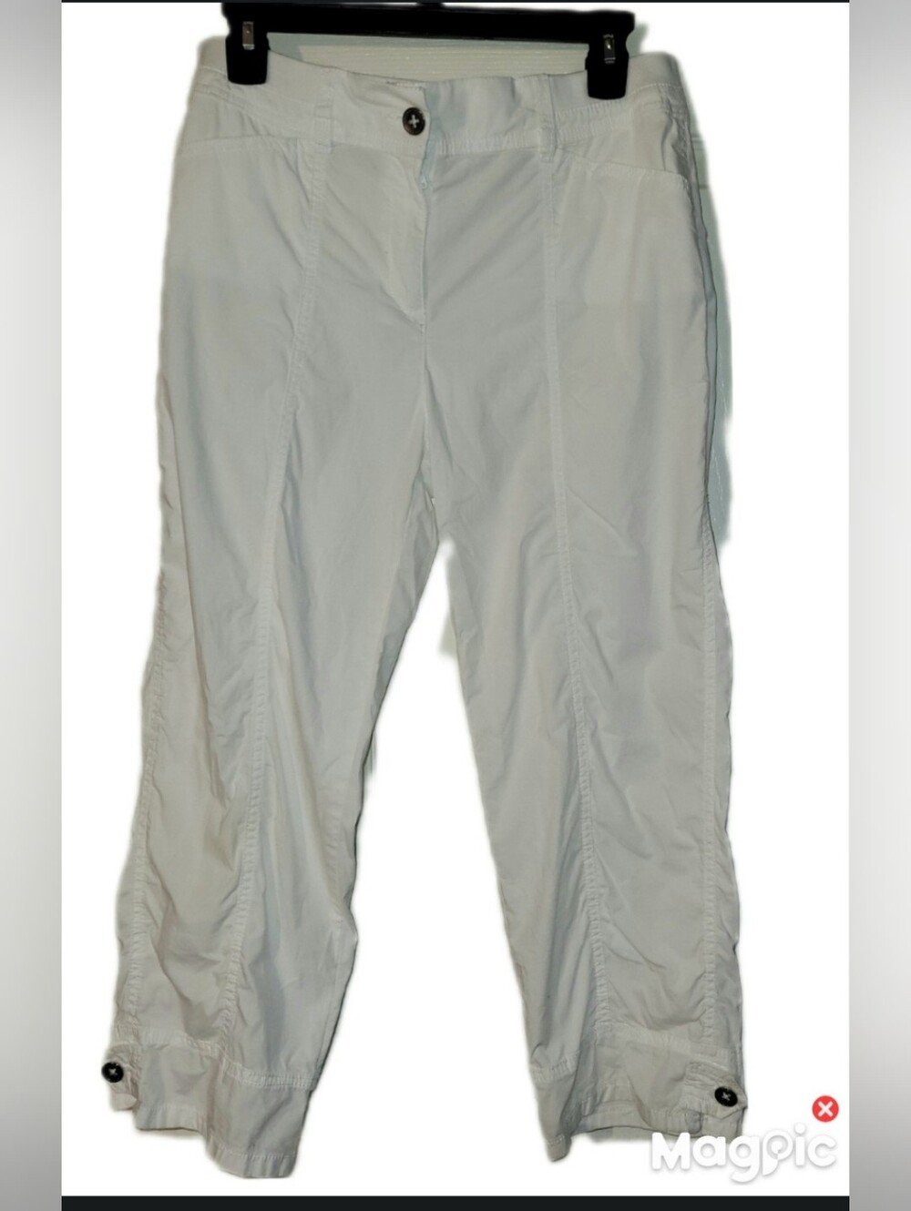 Chico's Cropped White Cargo Pants Button Ankle Accent Lightweight Spandex